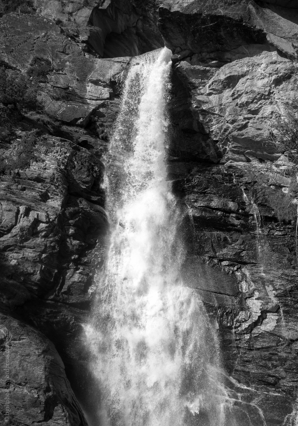 Waterfall of Lillaz